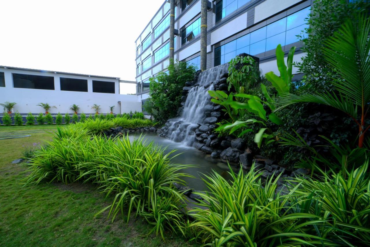 Hotel Cn Windsor Chikmagaluru Exterior photo
