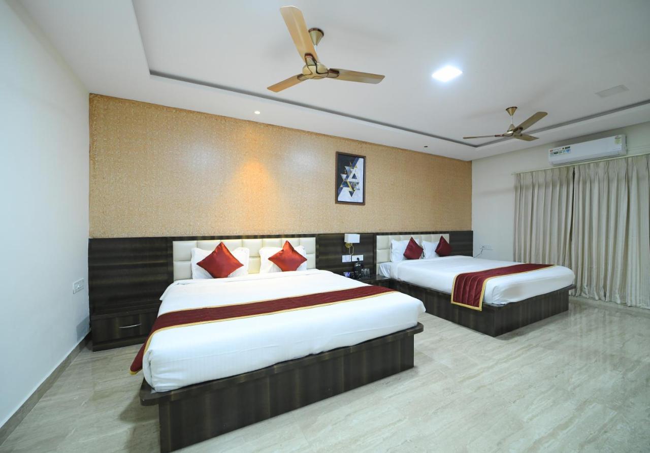 Hotel Cn Windsor Chikmagaluru Exterior photo
