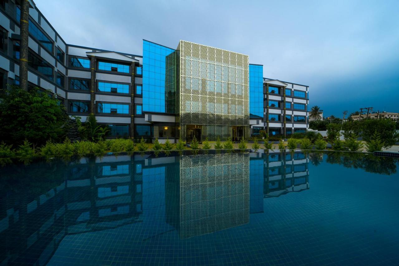Hotel Cn Windsor Chikmagaluru Exterior photo