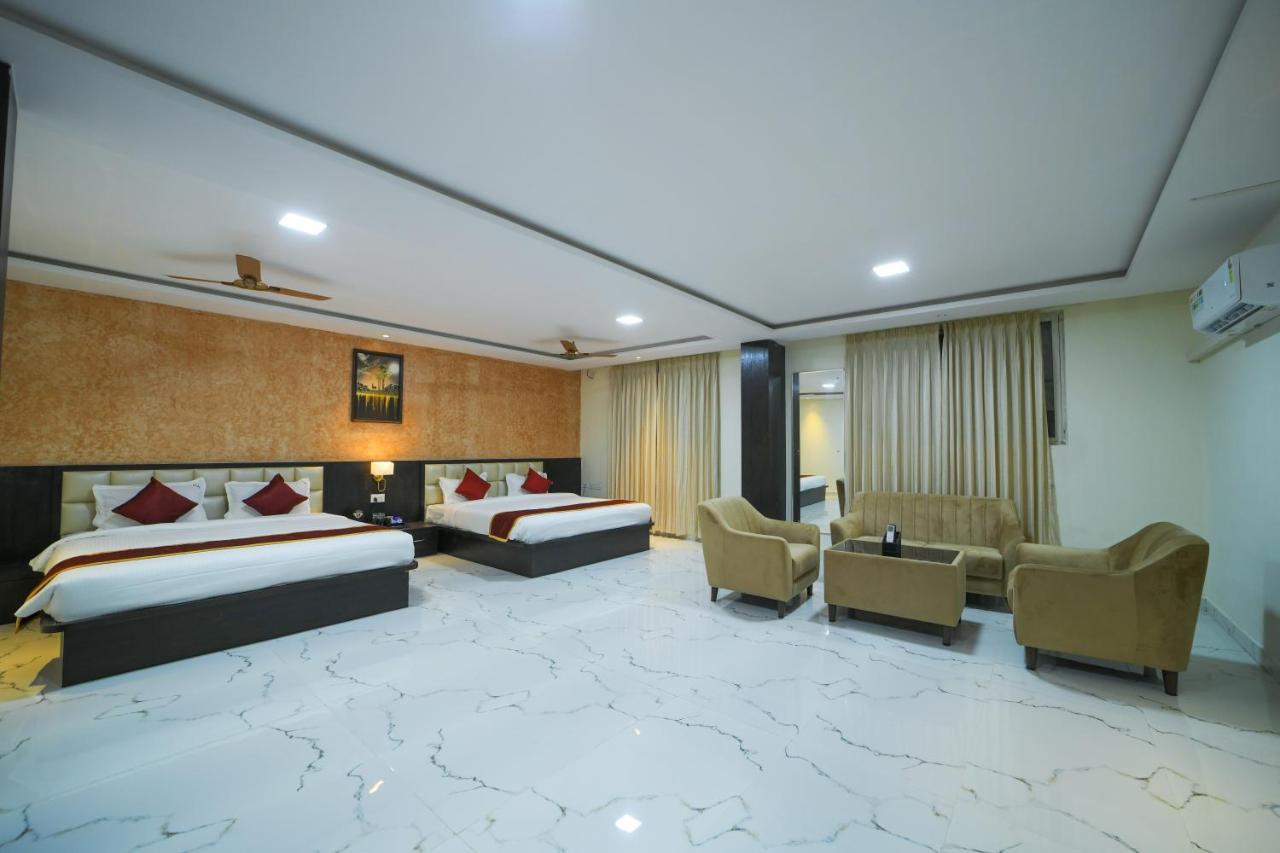 Hotel Cn Windsor Chikmagaluru Exterior photo