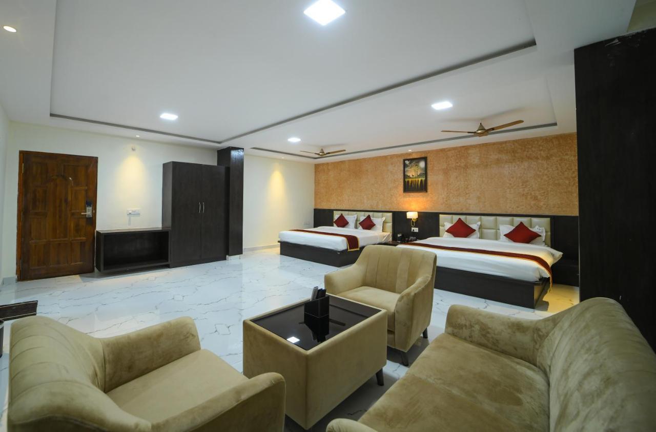 Hotel Cn Windsor Chikmagaluru Exterior photo